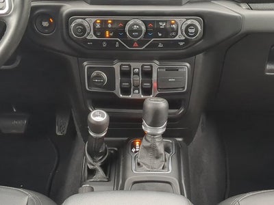 2021 Jeep Wrangler Unlimited Unlimited Sahara Altitude