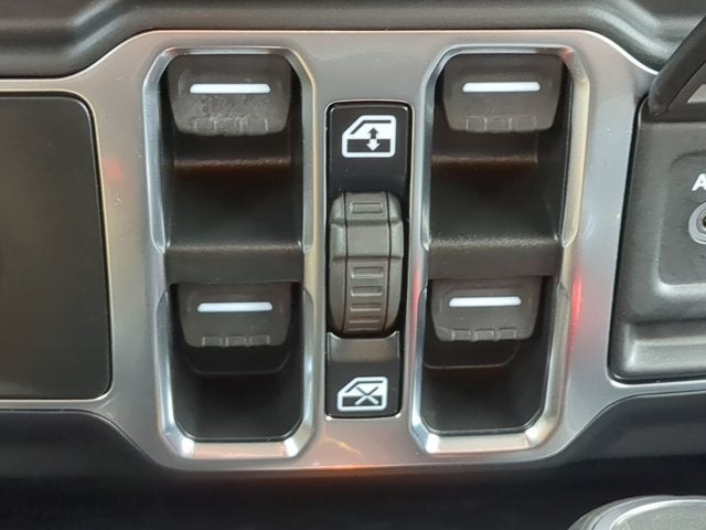 2021 Jeep Wrangler Unlimited Unlimited Sahara Altitude