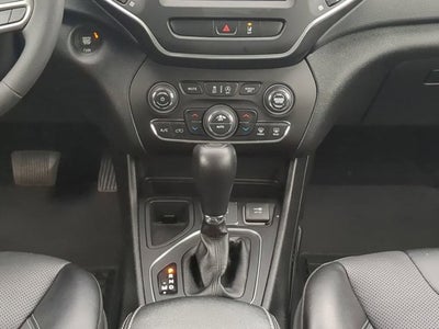 2022 Jeep Cherokee Latitude Lux