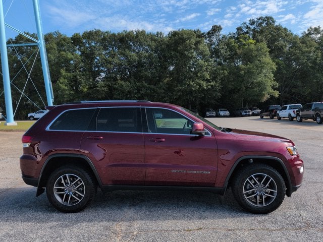 2020 Jeep Grand Cherokee Laredo E