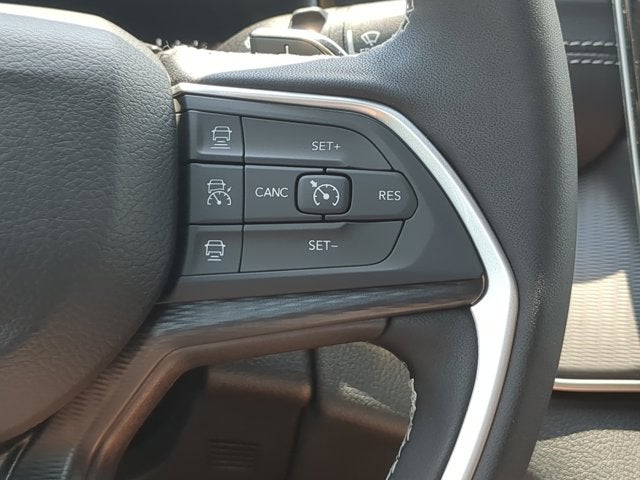 2026 Jeep Grand Cherokee Laredo X