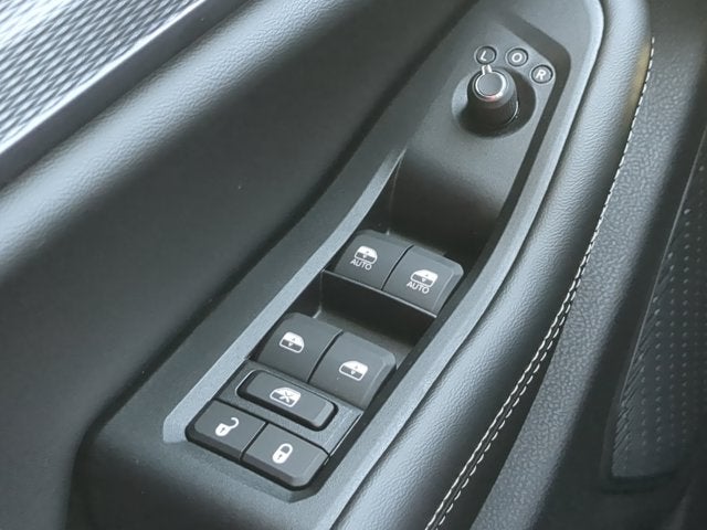 2026 Jeep Grand Cherokee Laredo X