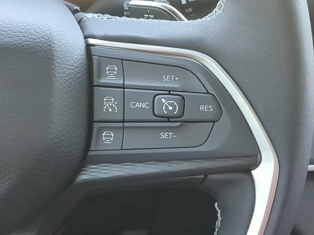 2026 Jeep Grand Cherokee Laredo X