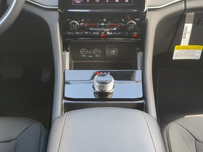 2026 Jeep Grand Cherokee Laredo X