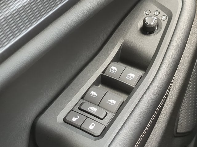 2026 Jeep Grand Cherokee Laredo X