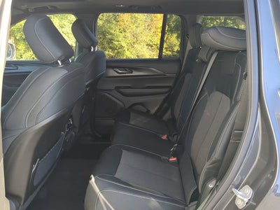 2025 Jeep Grand Cherokee Laredo X