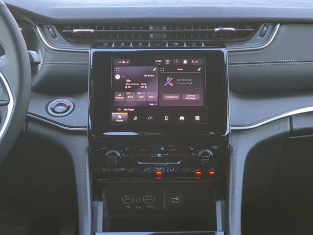 2025 Jeep Grand Cherokee Laredo X