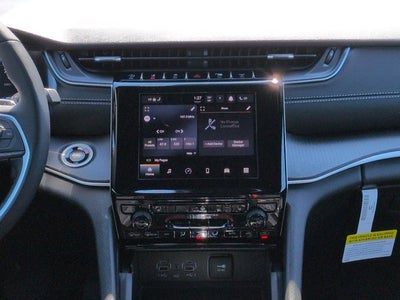 2026 Jeep Grand Cherokee Laredo X