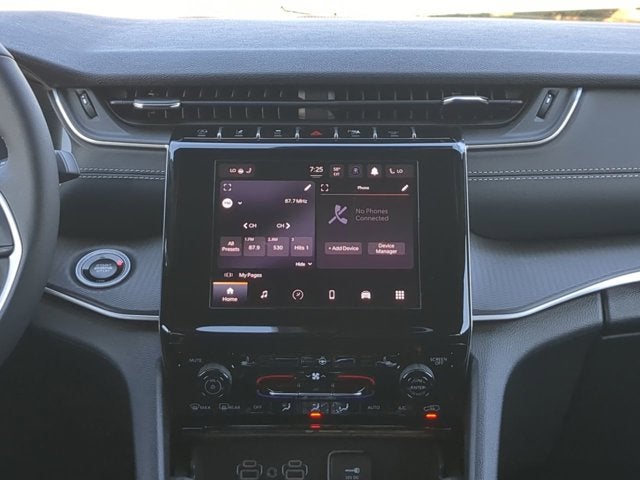 2026 Jeep Grand Cherokee Laredo X