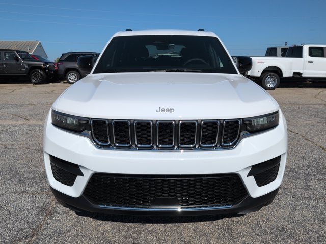 2026 Jeep Grand Cherokee Laredo X