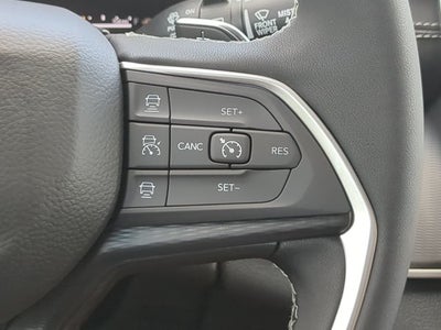 2026 Jeep Grand Cherokee Laredo