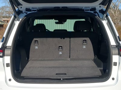 2026 Jeep Grand Cherokee Laredo Altitude