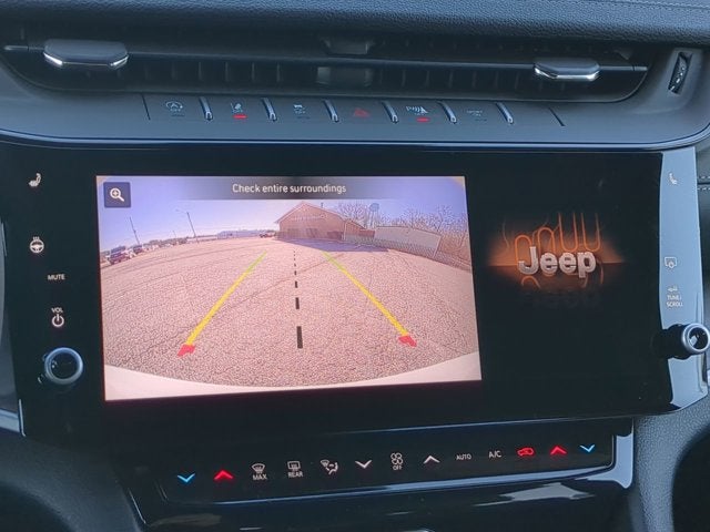 2026 Jeep Grand Cherokee Laredo Altitude