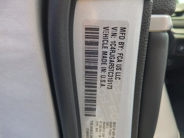 2026 Jeep Grand Cherokee Laredo Altitude