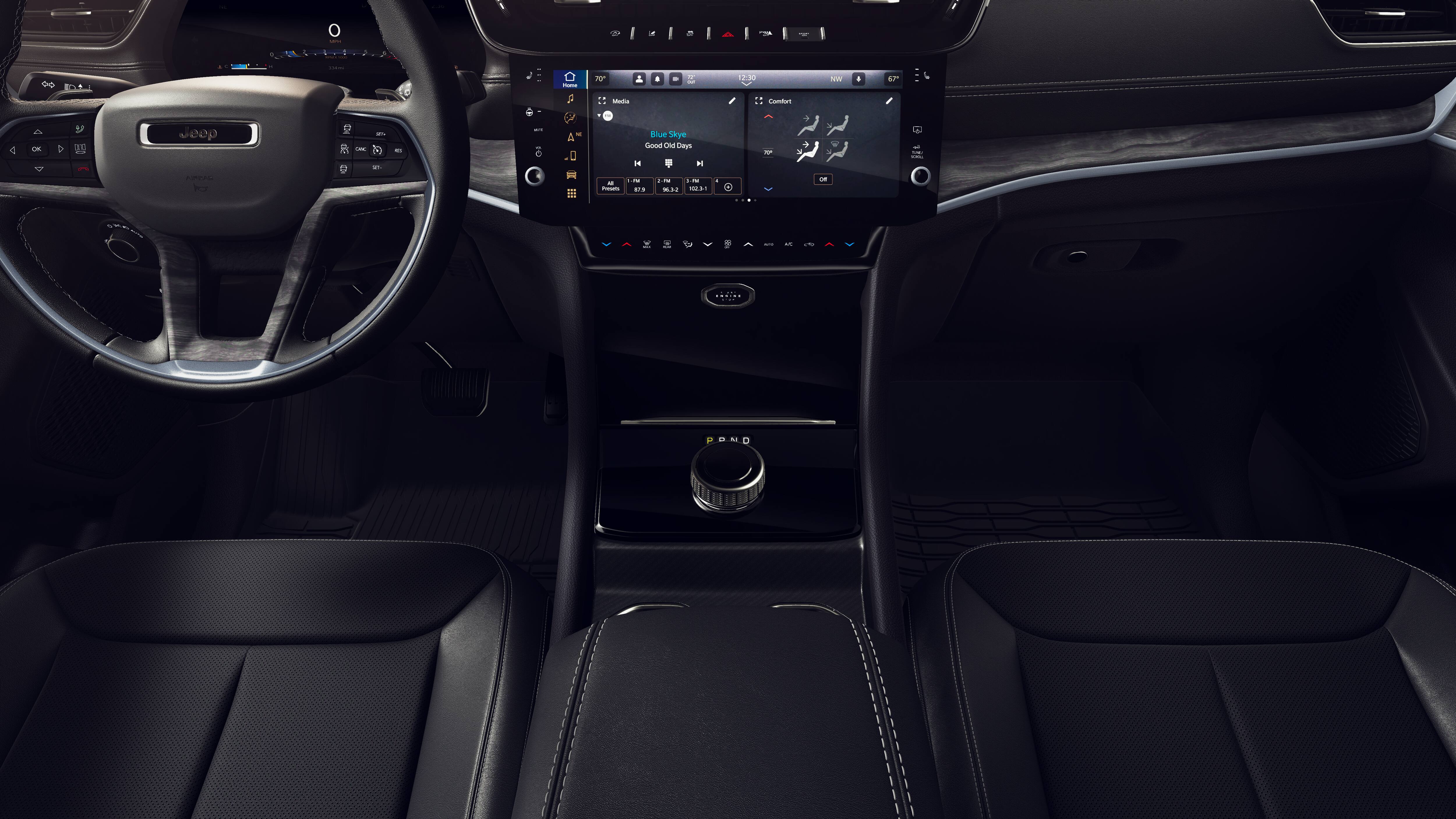 2026 Jeep Grand Cherokee Laredo Altitude