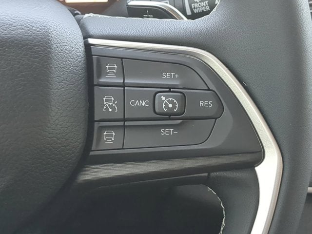 2024 Jeep Grand Cherokee Laredo X