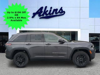 2026 Jeep Grand Cherokee Laredo