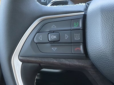 2026 Jeep Grand Cherokee Laredo Altitude