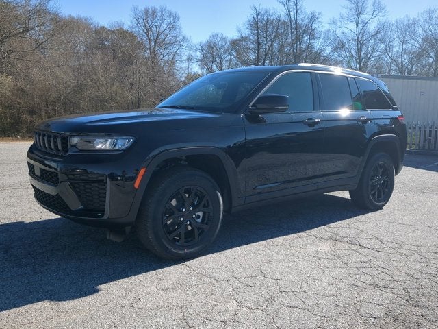 2026 Jeep Grand Cherokee Laredo Altitude