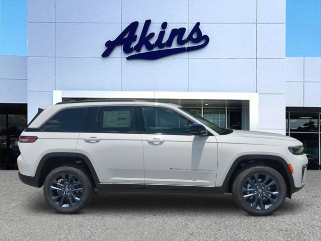 2026 Jeep Grand Cherokee 85th Anniversary Edition