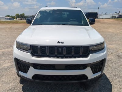 2026 Jeep Grand Cherokee 85th Anniversary Edition