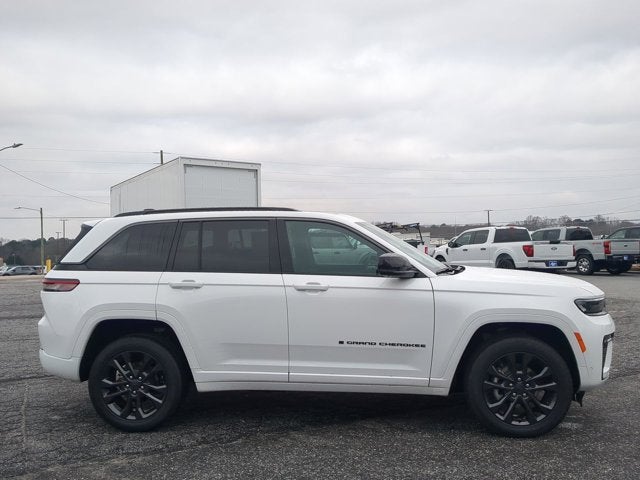 2026 Jeep Grand Cherokee Limited Reserve