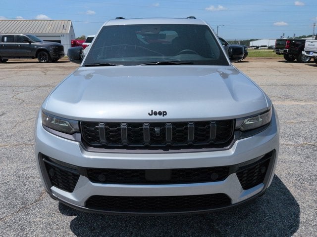 2026 Jeep Grand Cherokee 85th Anniversary Edition
