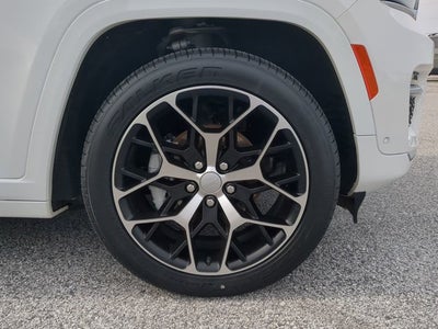 2022 Jeep Grand Cherokee Summit Reserve