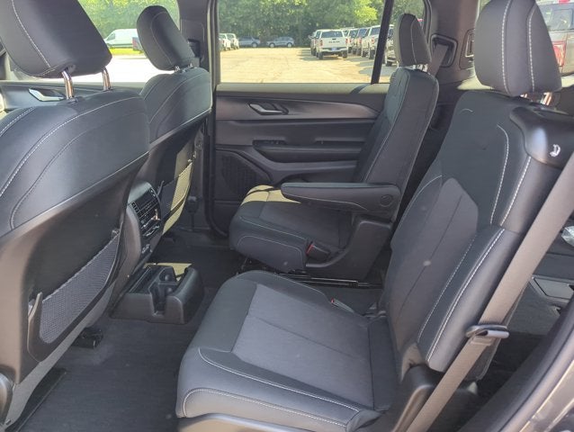 2026 Jeep Grand Cherokee Laredo X
