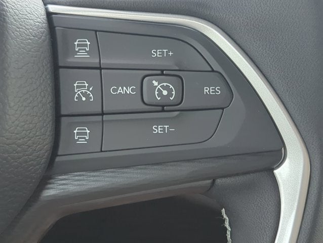 2026 Jeep Grand Cherokee Laredo X