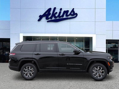 2027 Jeep Grand Cherokee Laredo X