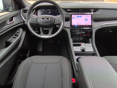 2027 Jeep Grand Cherokee Laredo X