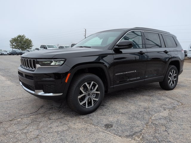 2027 Jeep Grand Cherokee Laredo X