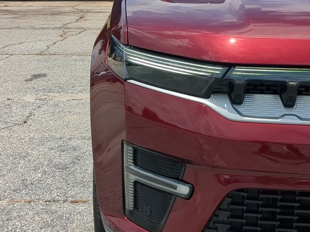 2026 Jeep Grand Wagoneer Base
