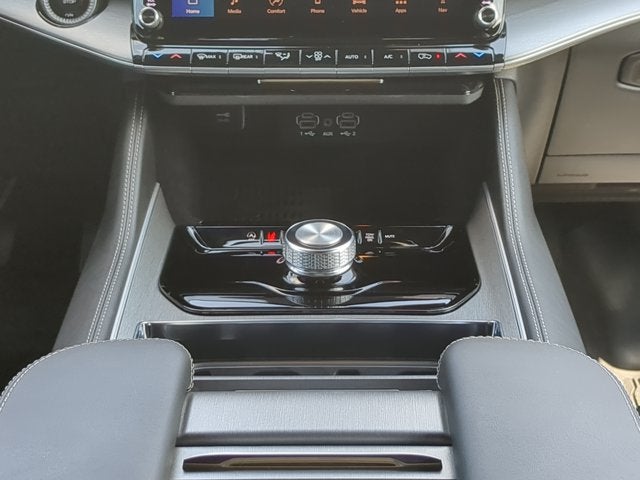 2026 Jeep Grand Wagoneer Base