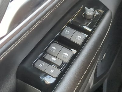 2026 Jeep Grand Wagoneer Base