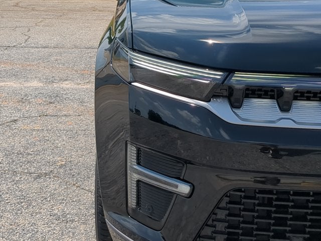 2026 Jeep Grand Wagoneer Base