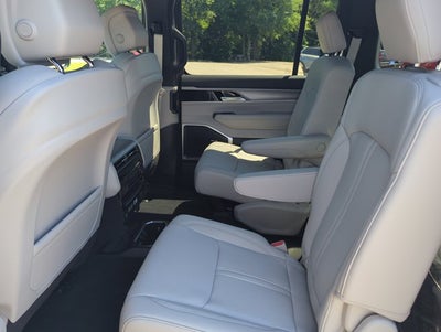 2026 Jeep Grand Wagoneer Base