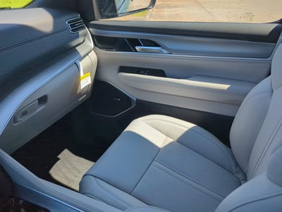 2026 Jeep Grand Wagoneer Base