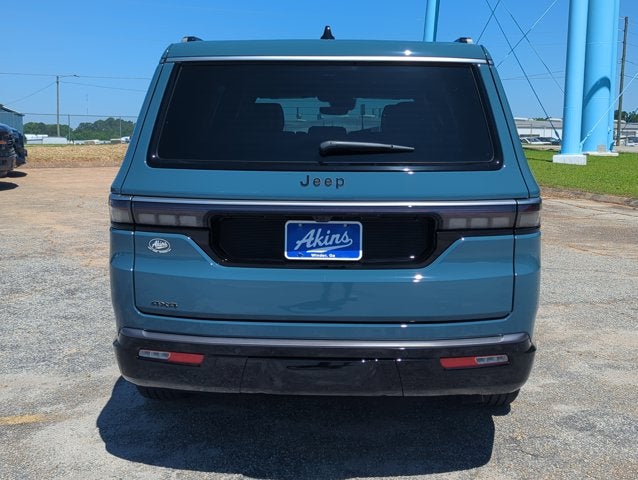 2026 Jeep Grand Wagoneer Base