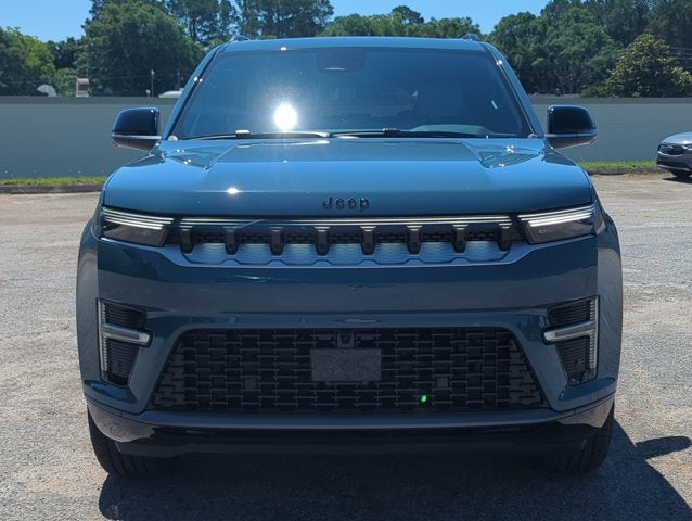 2026 Jeep Grand Wagoneer Base