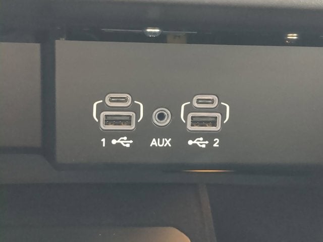 2025 Jeep Wagoneer Base