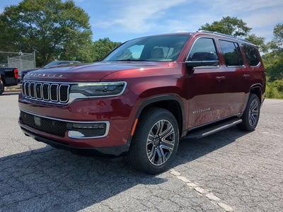 2025 Jeep Wagoneer Base
