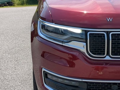 2025 Jeep Wagoneer Base