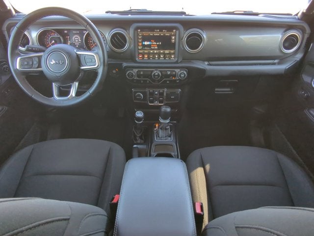 2022 Jeep Gladiator Overland