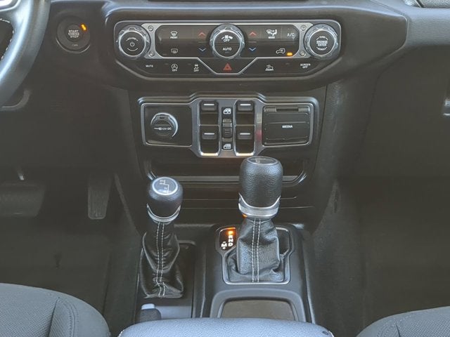 2022 Jeep Gladiator Overland