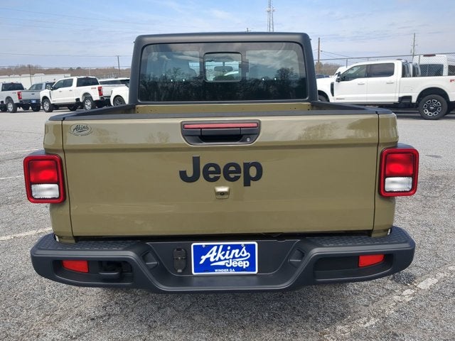 2026 Jeep Gladiator Sport