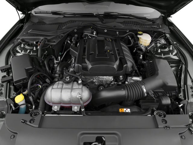 2016 Ford Mustang V6