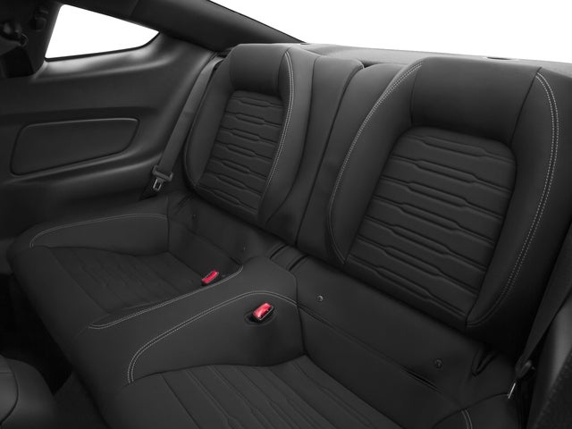 2016 Ford Mustang V6