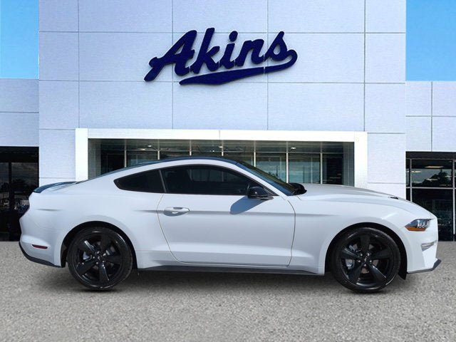 2022 Ford Mustang